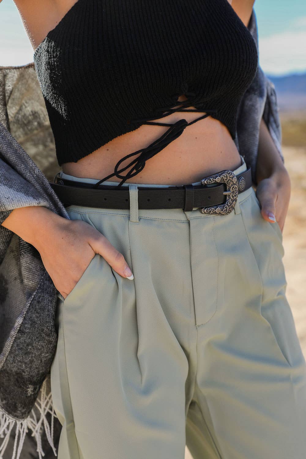 Trendy Western Belt 🌵 | Stylish Camel Brown & Black Buckle