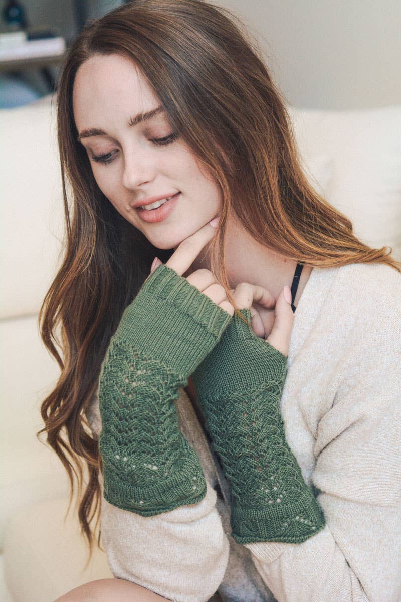 LS Trendy Winter Arm Warmers for Easy Texting 📱