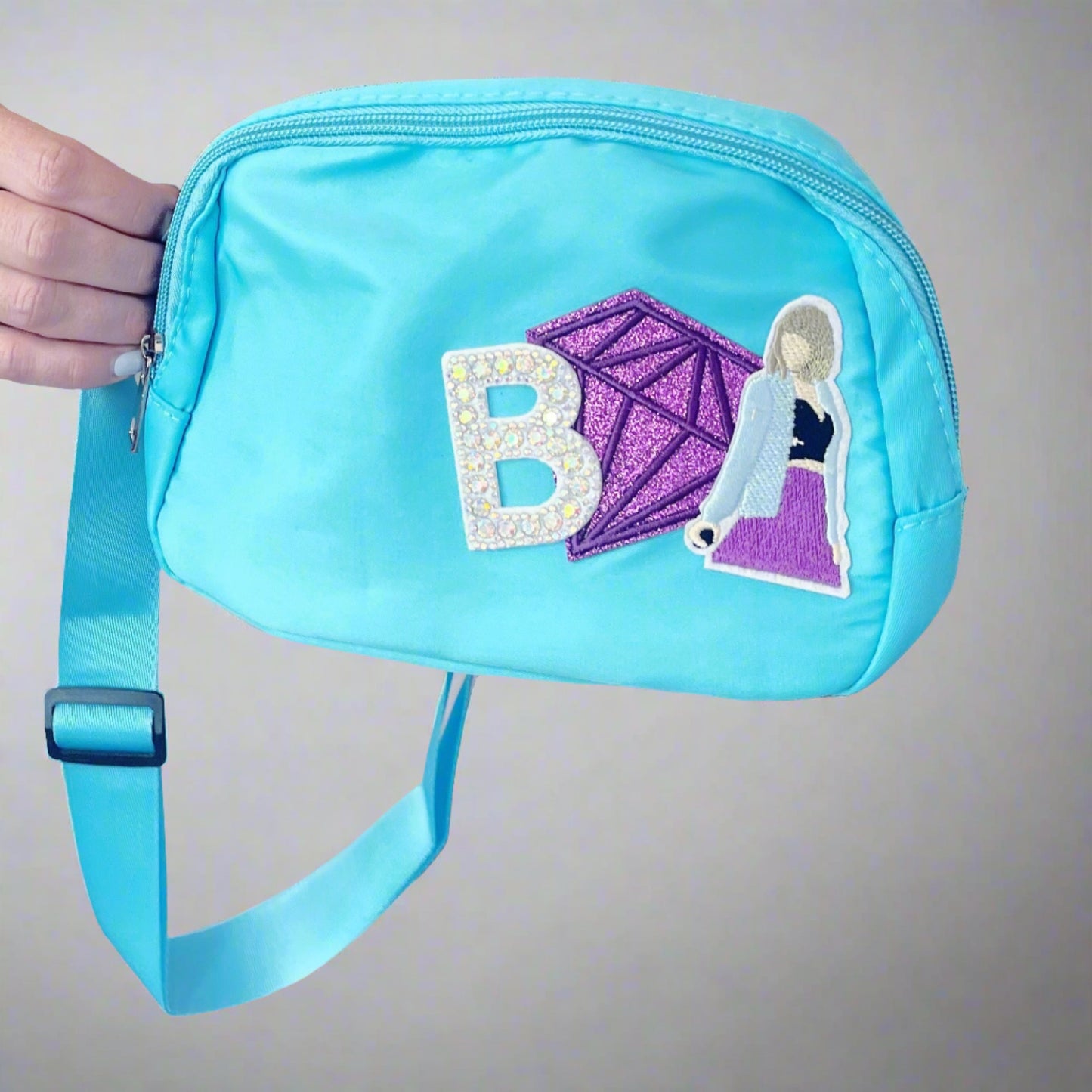 The Work Shoppe: Patch Bar Purse